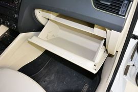 2015款斯柯达明锐1.6L自动逸致版