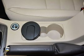 2015款斯柯达明锐1.6L自动逸致版