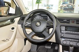 2015款斯柯达明锐1.6L自动逸致版