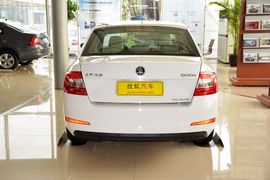 2015款斯柯达明锐1.6L自动逸致版