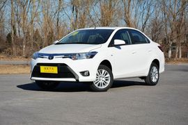 2015款丰田威驰1.5L手动智享星光版