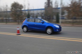 2009款北京现代I30