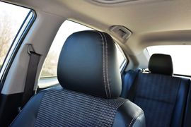 2015款丰田威驰1.5L手动智享星光版