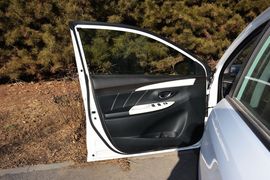 2015款丰田威驰1.5L手动智享星光版