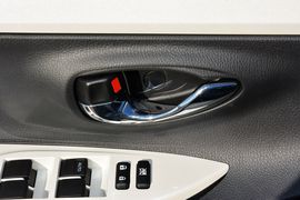 2015款丰田威驰1.5L手动智享星光版