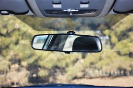 2015款丰田威驰1.5L手动智享星光版