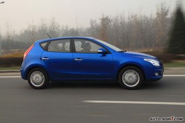 2009款北京现代I30