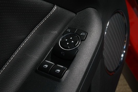 试驾全新福特Mustang