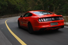 试驾全新福特Mustang