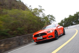 试驾全新福特Mustang