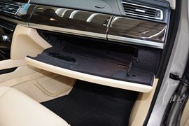 2014款宝马730Li臻享型