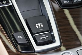 2014款宝马730Li臻享型