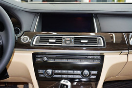 2014款宝马730Li臻享型