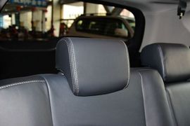 2015款丰田RAV4