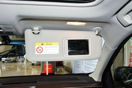 2015款丰田RAV4