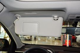 2015款丰田RAV4