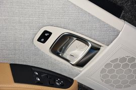 2014款宝马i3增程式混合动力版