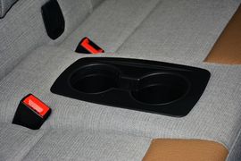 2014款宝马i3增程式混合动力版