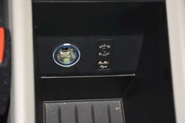 2014款宝马i3增程式混合动力版