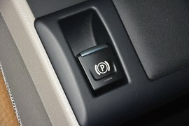 2014款宝马i3增程式混合动力版