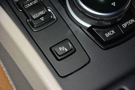 2014款宝马i3增程式混合动力版