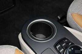 2014款宝马i3增程式混合动力版