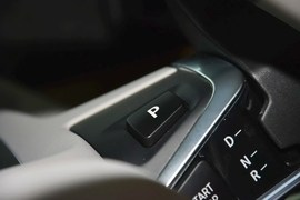 2014款宝马i3增程式混合动力版