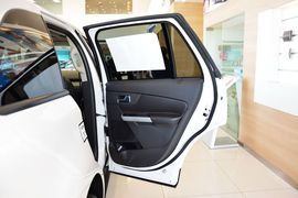 2012款福特锐界2.0T精锐天窗版