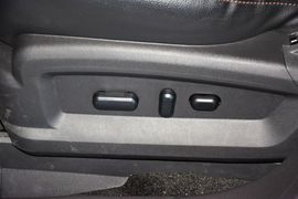 2012款福特锐界2.0T精锐天窗版