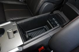 2012款福特锐界2.0T精锐天窗版