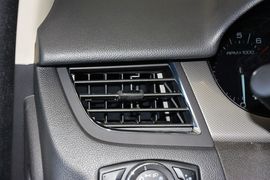 2012款福特锐界2.0T精锐天窗版