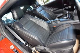 2015款福特MUSTANG