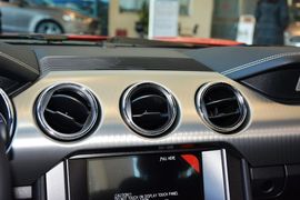 2015款福特MUSTANG