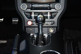 2015款福特MUSTANG