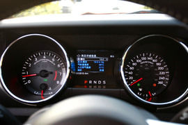 2015款福特MUSTANG