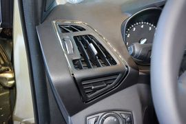 2015款福特翼虎2.0L