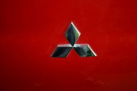2013款三菱翼神1.8L手动舒适时尚版