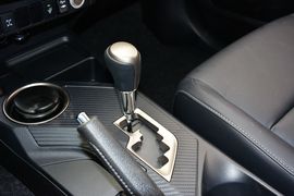 2015款丰田RAV4