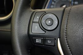 2015款丰田RAV4