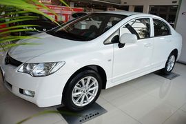   2015款思铭1.8L VTI自动