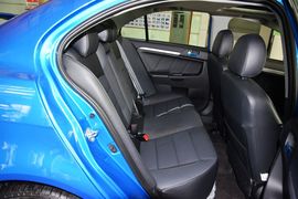 2015款三菱翼神1.8L