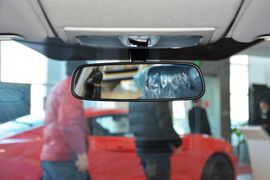 2013款福特嘉年华两厢1.5L自动时尚型