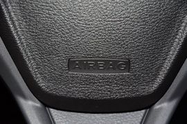 2013款福特嘉年华两厢1.5L自动时尚型