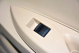 2014款丰田威驰1.3L自动型尚版