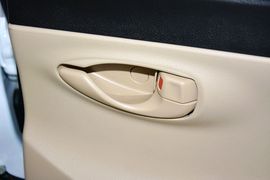 2014款丰田威驰1.3L自动型尚版