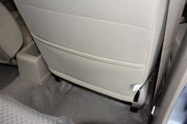 2015款东南V3菱悦1.5L手动幸福版