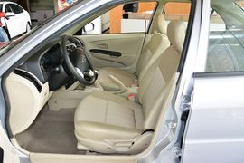 2015款东南V3菱悦1.5L手动幸福版