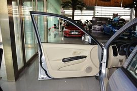 2015款东南V3菱悦1.5L手动幸福版