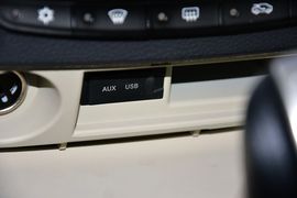 2015款东南V3菱悦1.5L手动幸福版