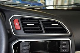 2015款东南V3菱悦1.5L手动幸福版